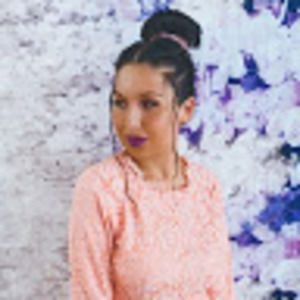 Meet your Posher, Eva